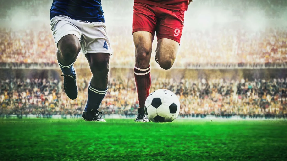 Tampilan olahraga mobile dengan pertandingan dan informasi skor